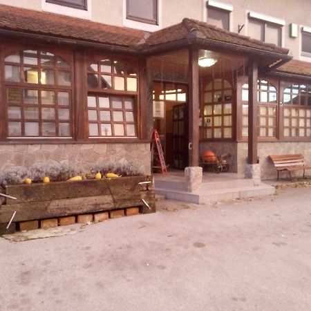 Gostilna Ulcar Hotel อิก ภายนอก รูปภาพ