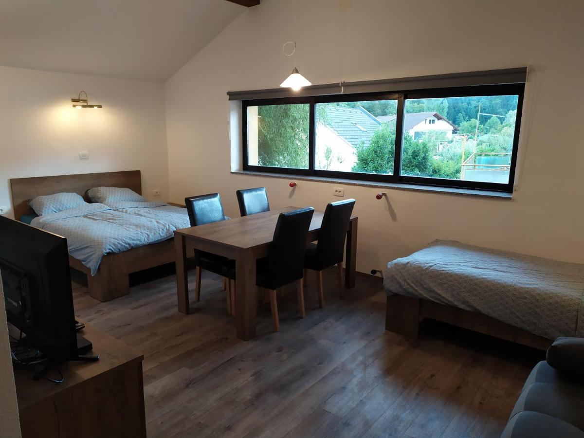 Gostilna Ulcar Hotel อิก ภายนอก รูปภาพ